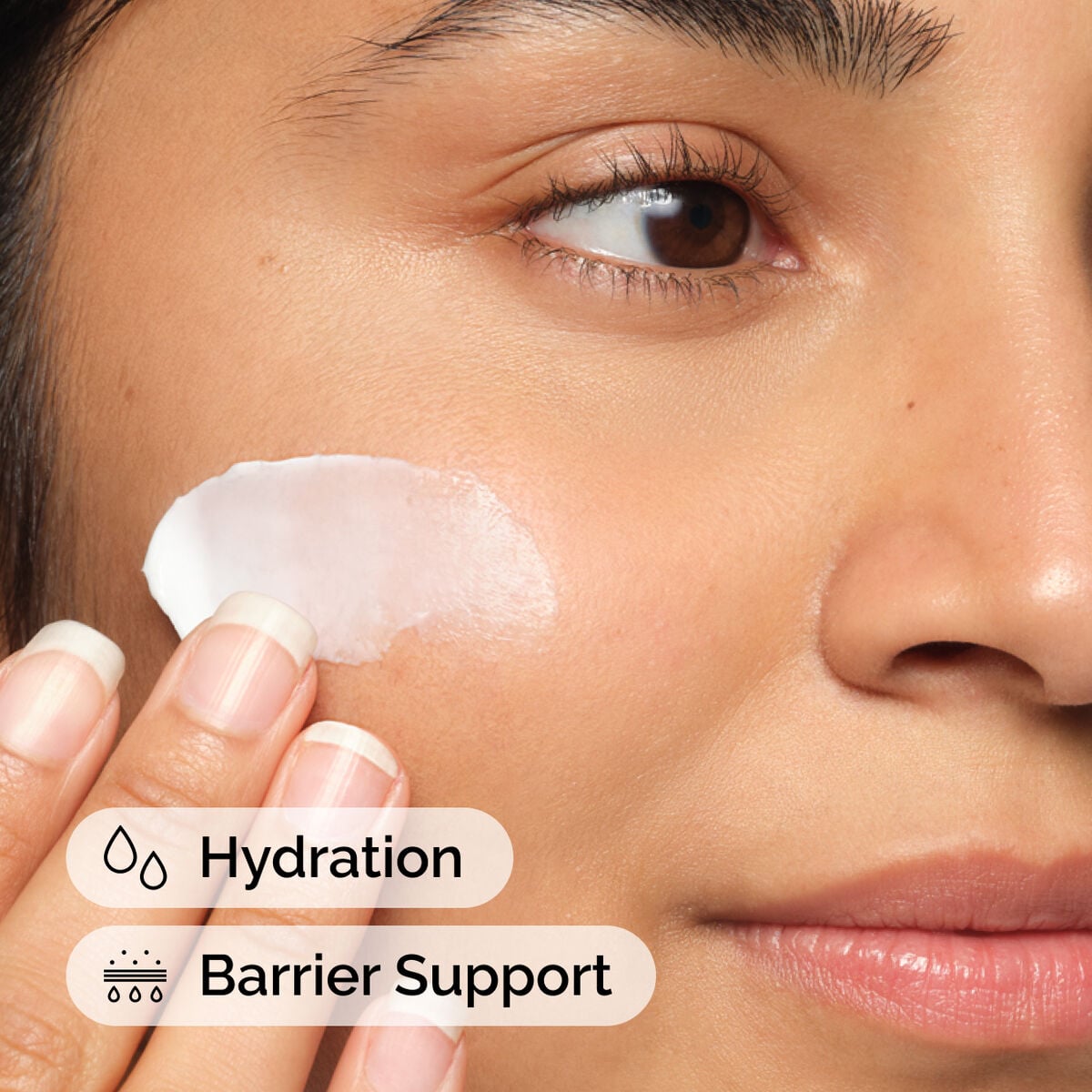natural-moisturizing-factors-ha-l5 ord-natural-moisturizing-factors-ha-model-application-with-benefits.jpg